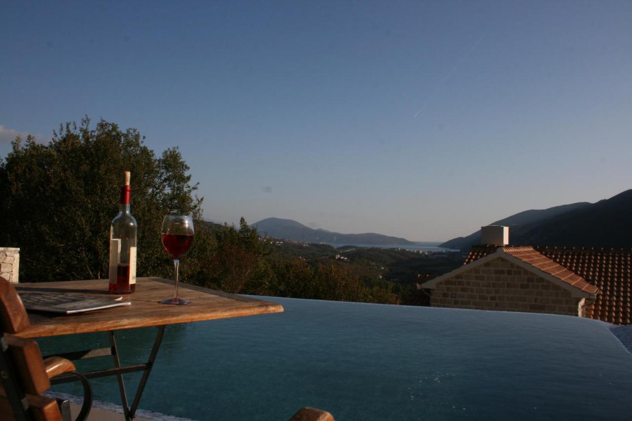Lavender House With Shared Pool Villa Herceg Novi Bagian luar foto