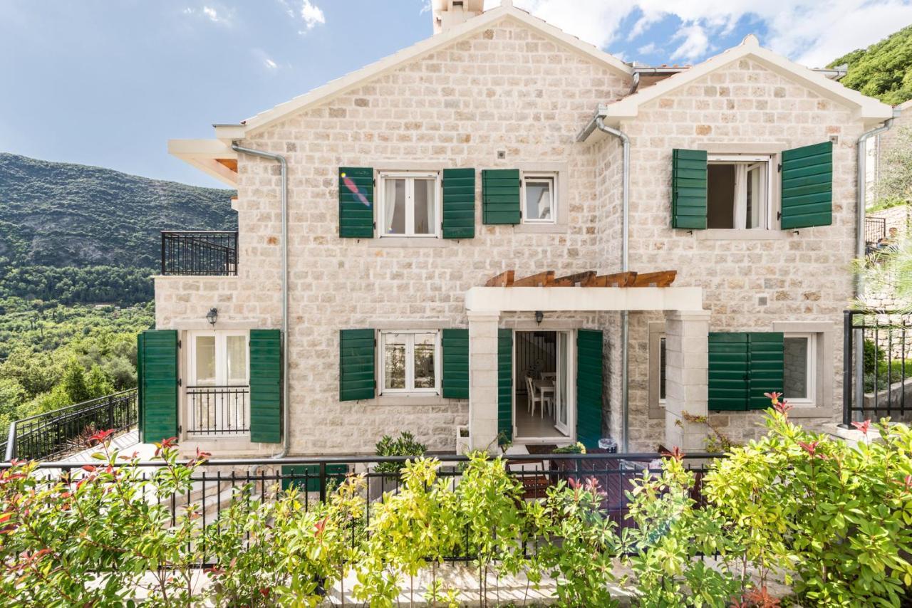 Lavender House With Shared Pool Villa Herceg Novi Bagian luar foto